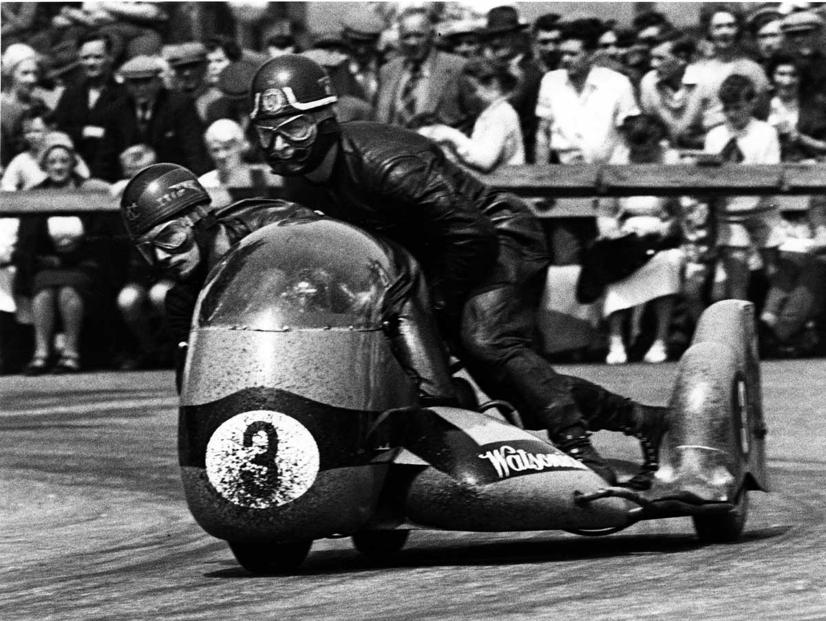 Former Isle of Man TT Sidecar winner Chris Vincent dies | Classic Bike Hub